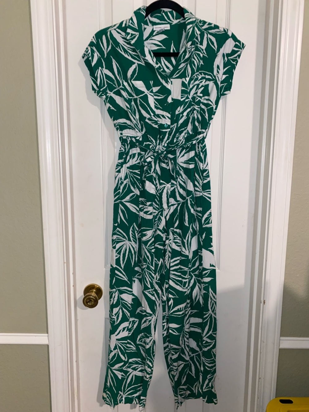 Sincerely Jules Green and White Leaf-Print Piece